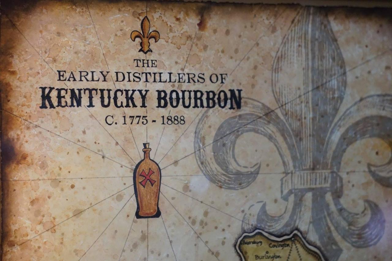Louisville Bourbon Inn Eksteriør bilde