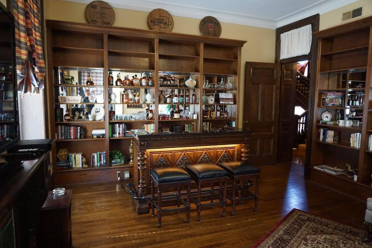 Louisville Bourbon Inn Eksteriør bilde